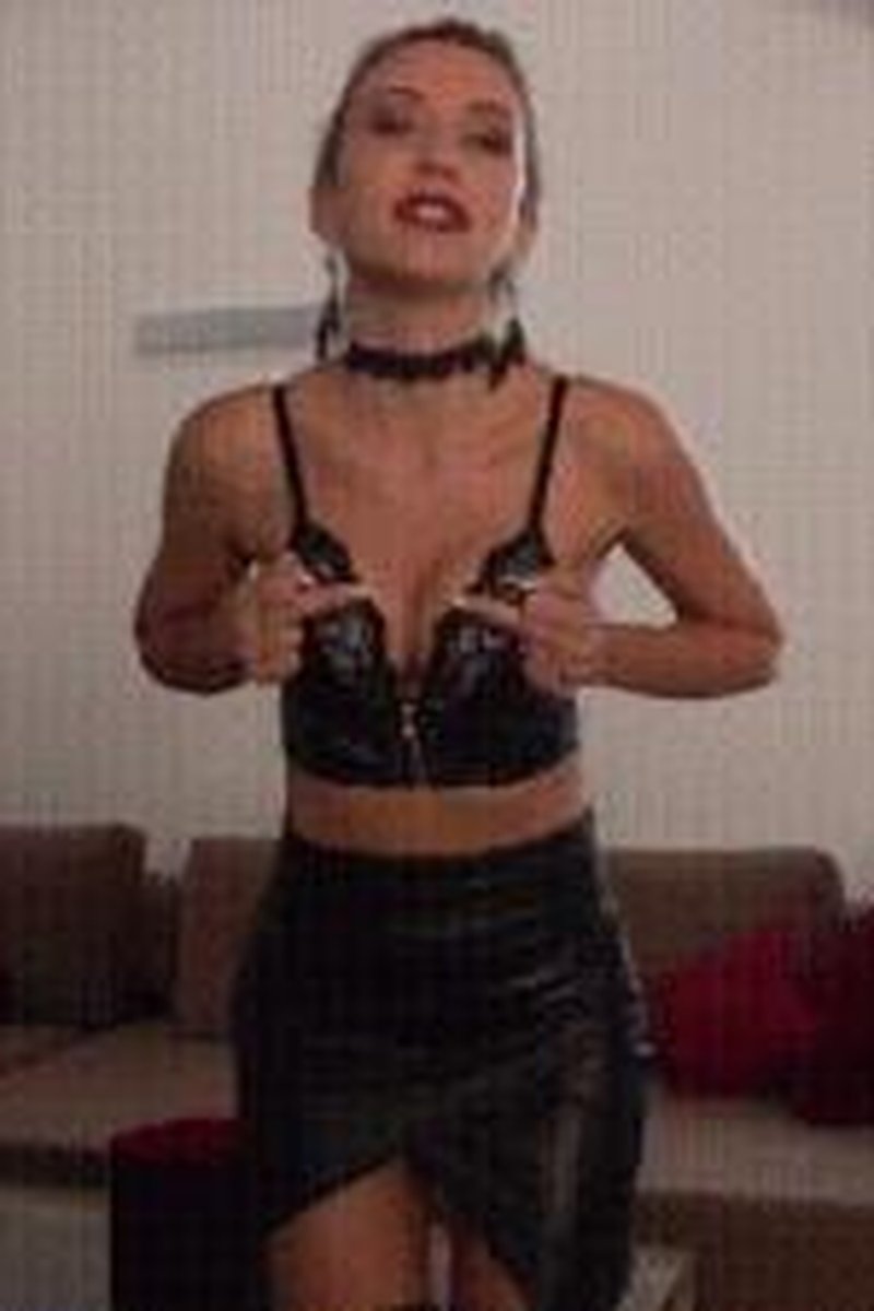TP-iwantclipsladyanjagermanmistress-locktober-2022-deine-chance-auf-erlosung