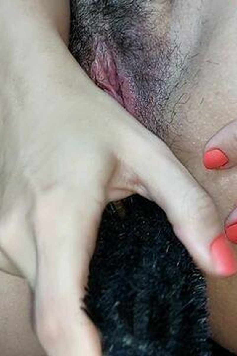 Your Bitch - Screenshot 1 of 4 - Anal