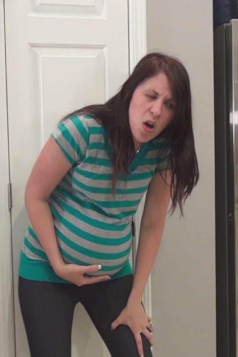 The Magic Weight Scale - Screenshot 1 of 4 - Brown Hair