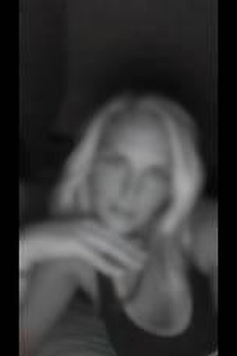 Pathetic - Screenshot 1 of 4 - Blonde Hair (Female)