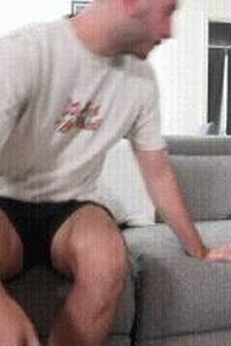 Patrick Couch - Screenshot 1 of 4 - Foot Fetish