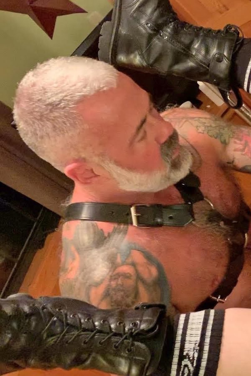Hole Stuffing Daddies - Screenshot 1 of 4 - Fetish