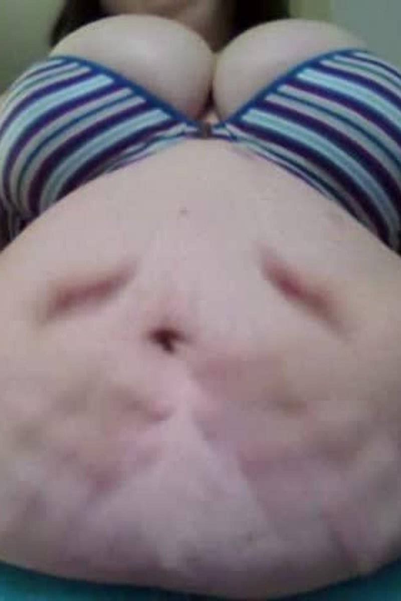 Big Soft Belly - Screenshot 1 of 4 - BBW