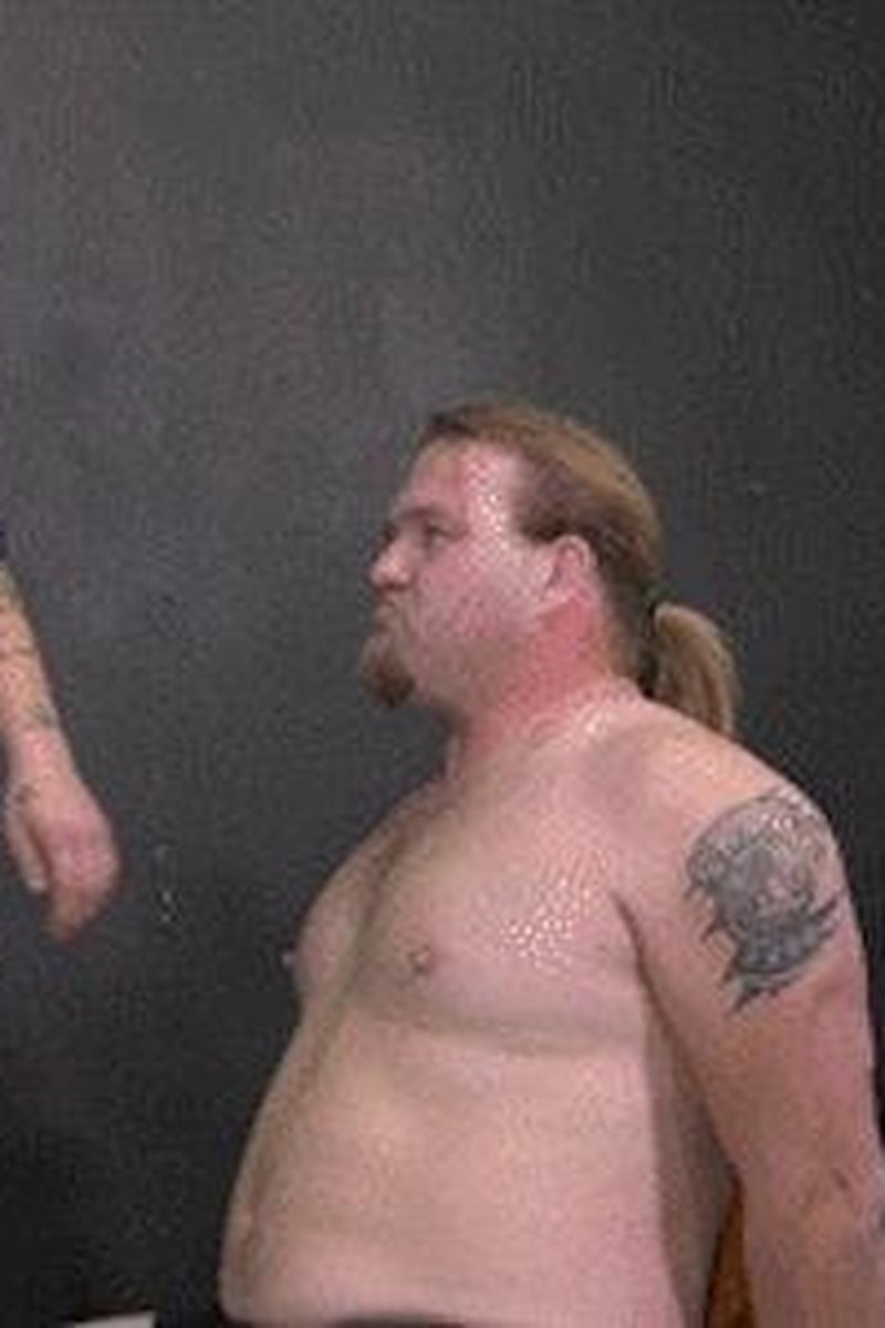 (Full HD) Puffy Cheeks - Screenshot 1 of 4 - BDSM