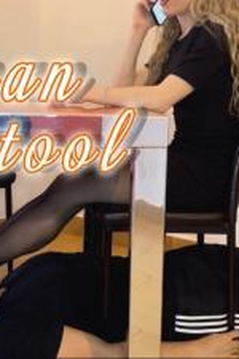 Human Footstool - Screenshot 1 of 4 - Findom