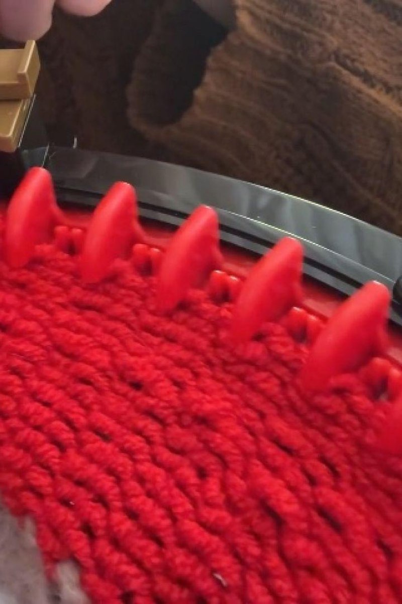 Knitting Machine Set Up Tutorial - Screenshot 1 of 4 - Diy