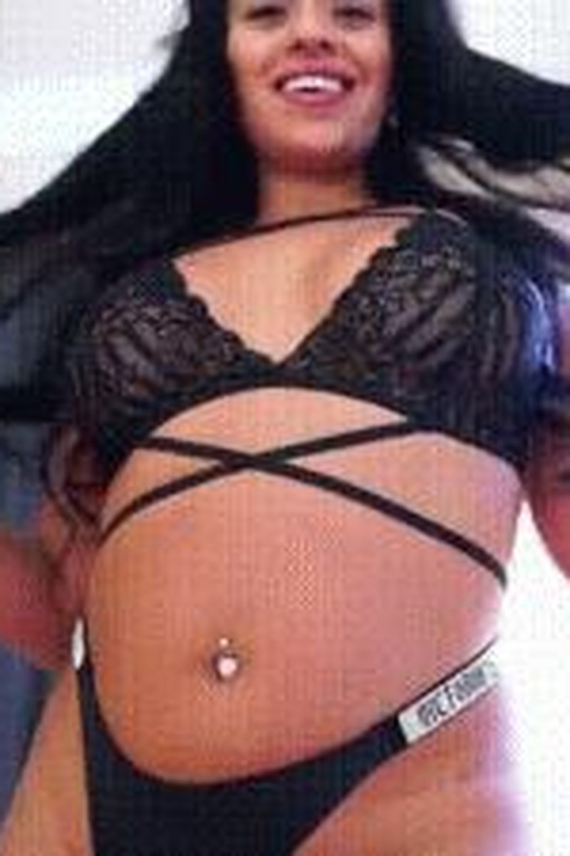 The Contract - Screenshot 1 of 4 - Blackmail