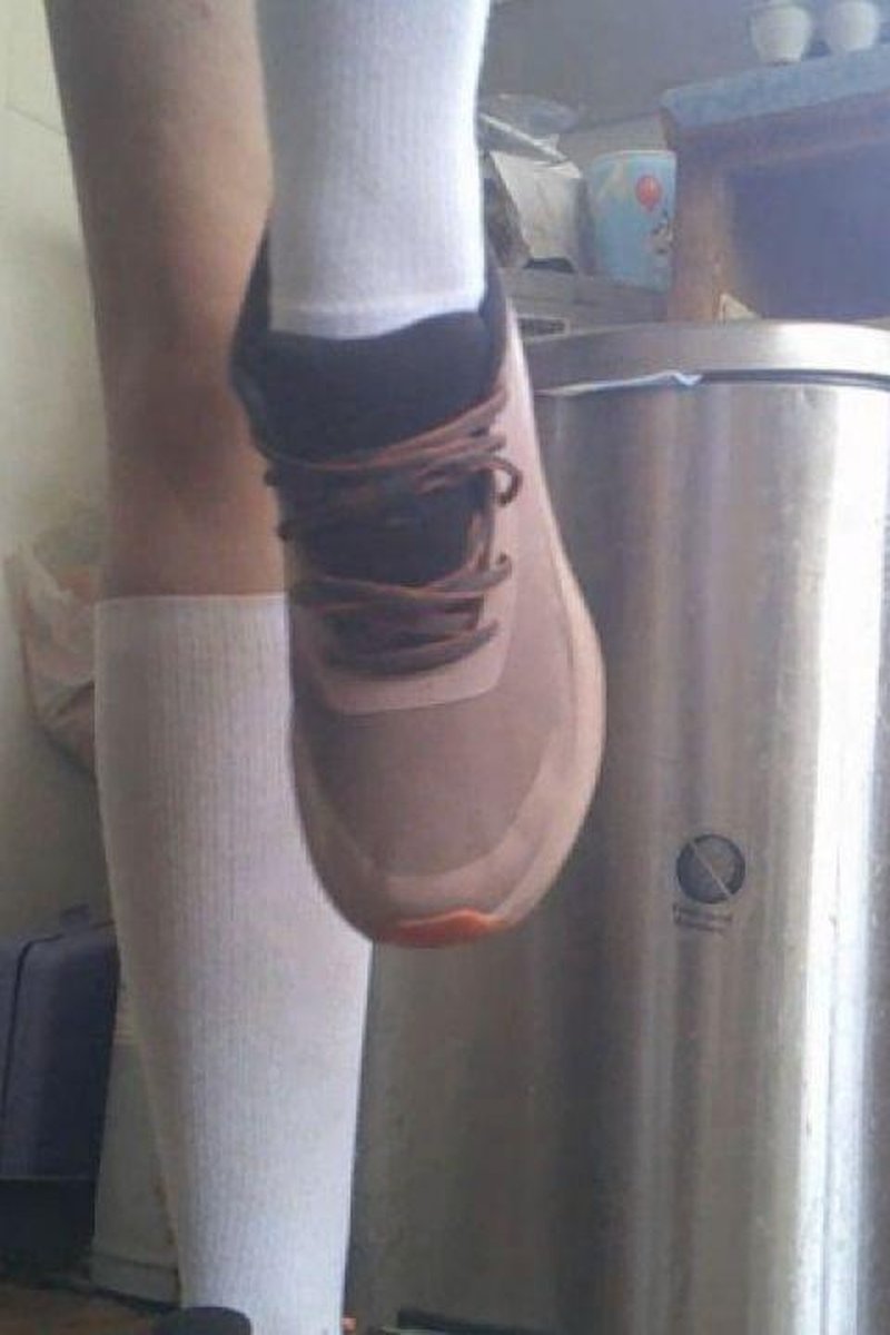 Taking Off My Compression Socks - Screenshot 1 of 4 - Compressionsocks