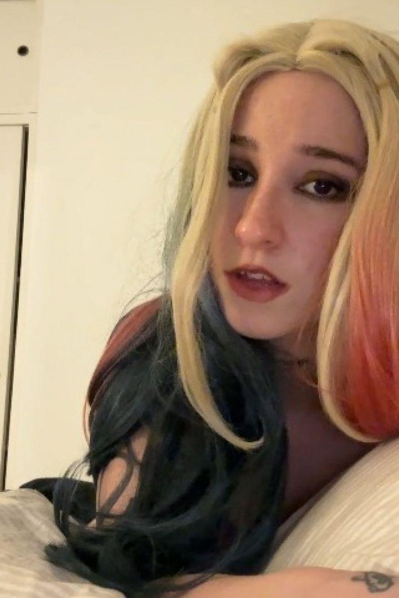 Play With Me, Step-Daddy - Screenshot 1 of 4 - Blonde Hair (Female)