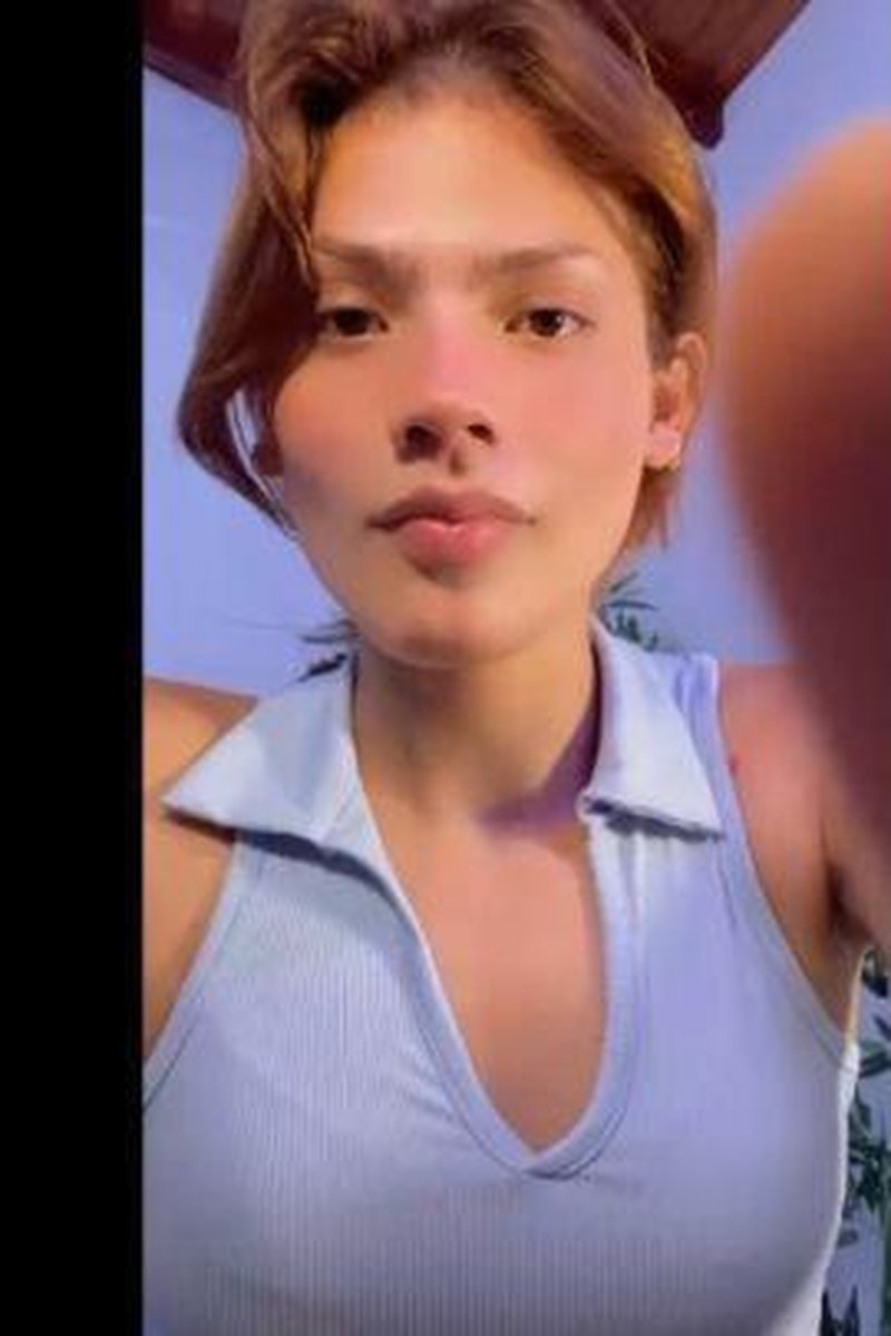 Make Up With Kass - Screenshot 1 of 4 - Babes