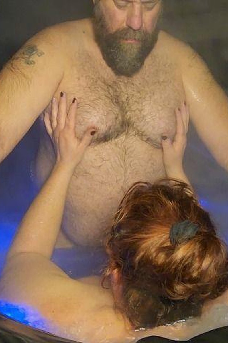 Nipple Play - Screenshot 1 of 4 - BBW