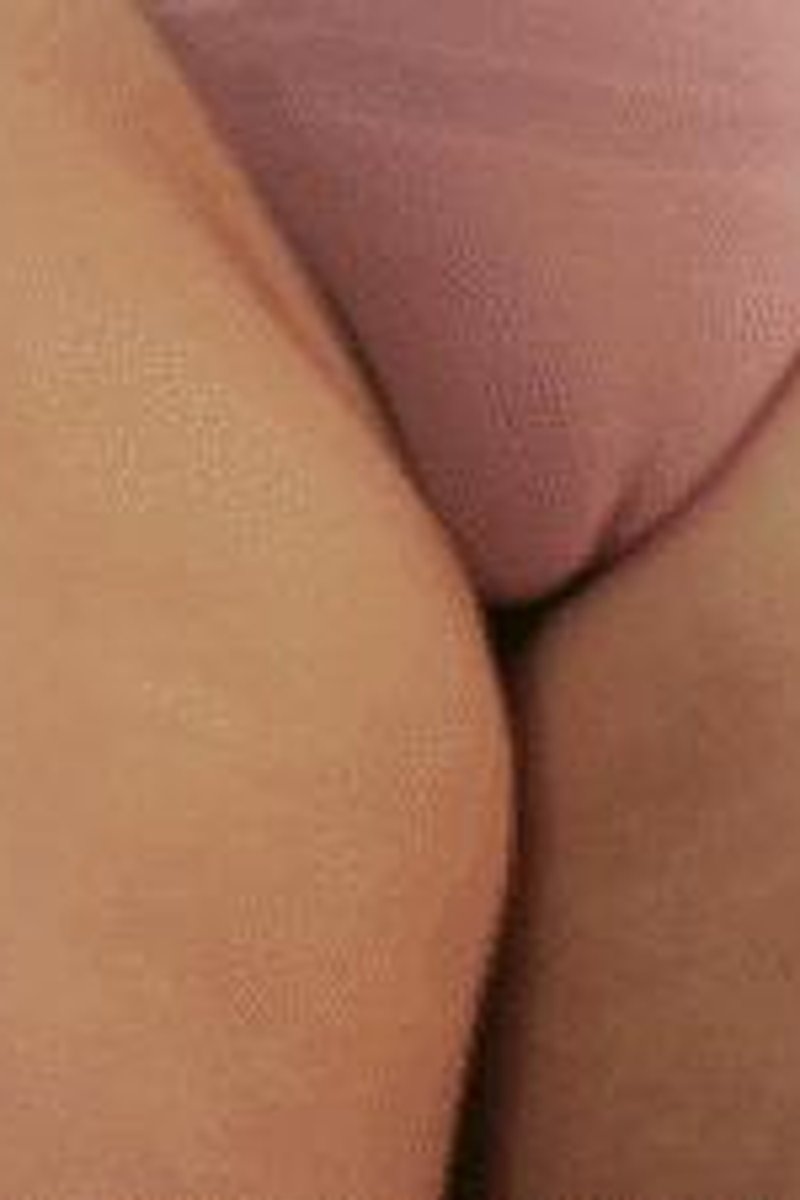 Cameltoe Controls You - Screenshot 1 of 4 - Camel Toe
