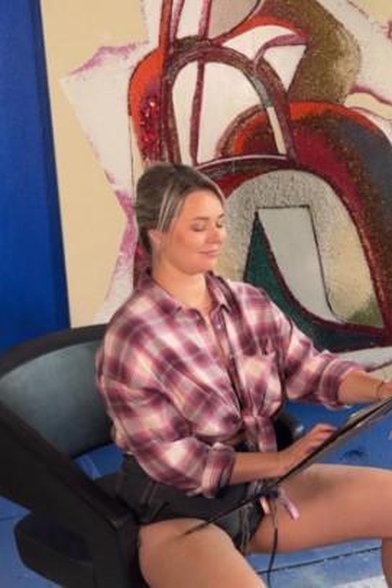 Painting Teacher And Bad Student - Screenshot 1 of 4 - Big Tits