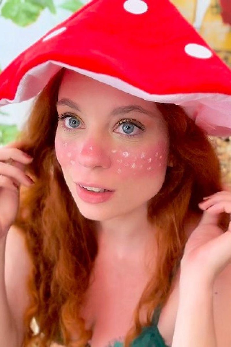 Magic And Multiple Orgasms - Screenshot 1 of 4 - Adorable