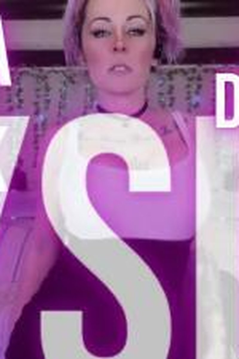 Corner Cuck - Screenshot 1 of 4 - BDSM