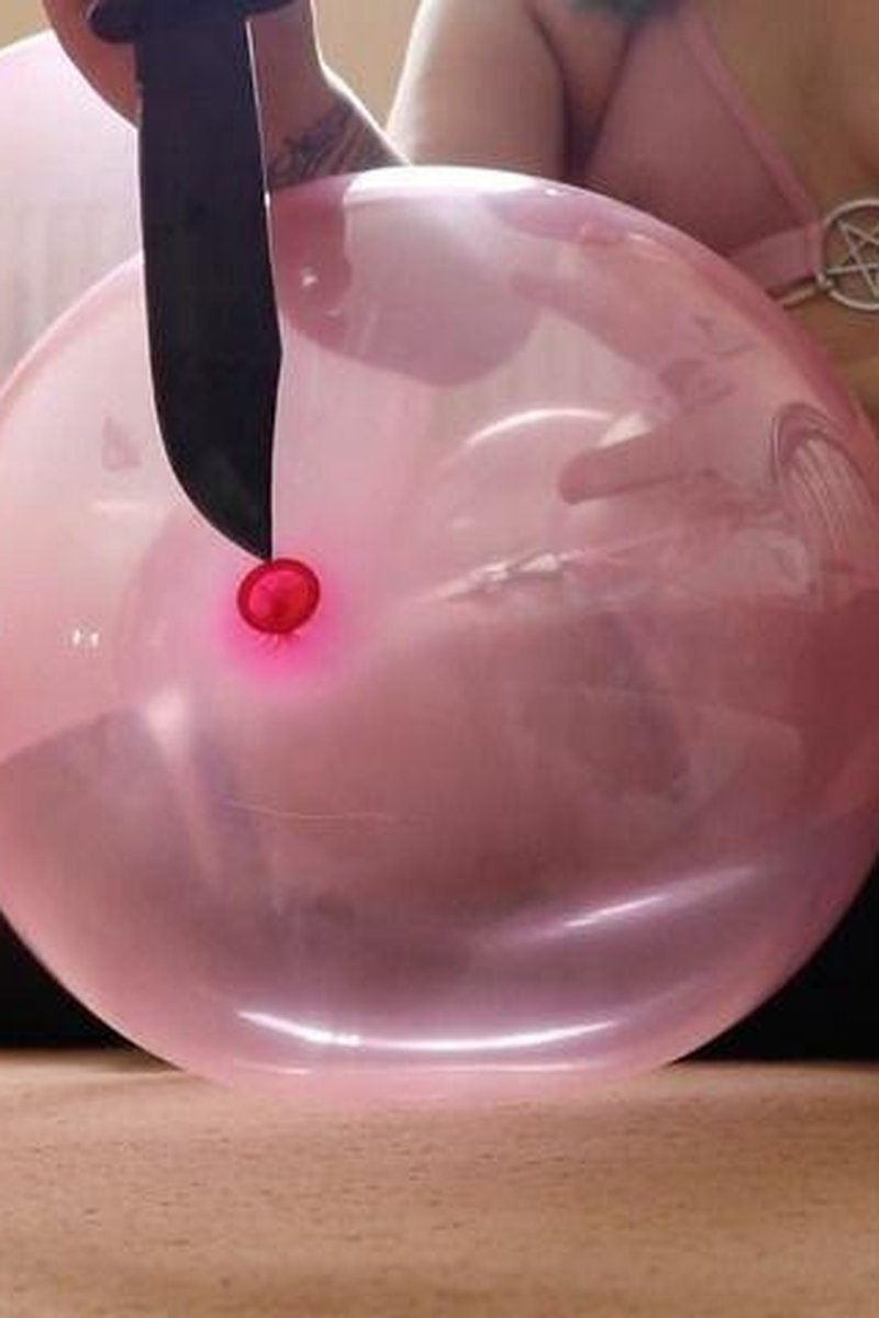 My Magic Pop Maker - Screenshot 1 of 4 - Inflatable Blow Fetish