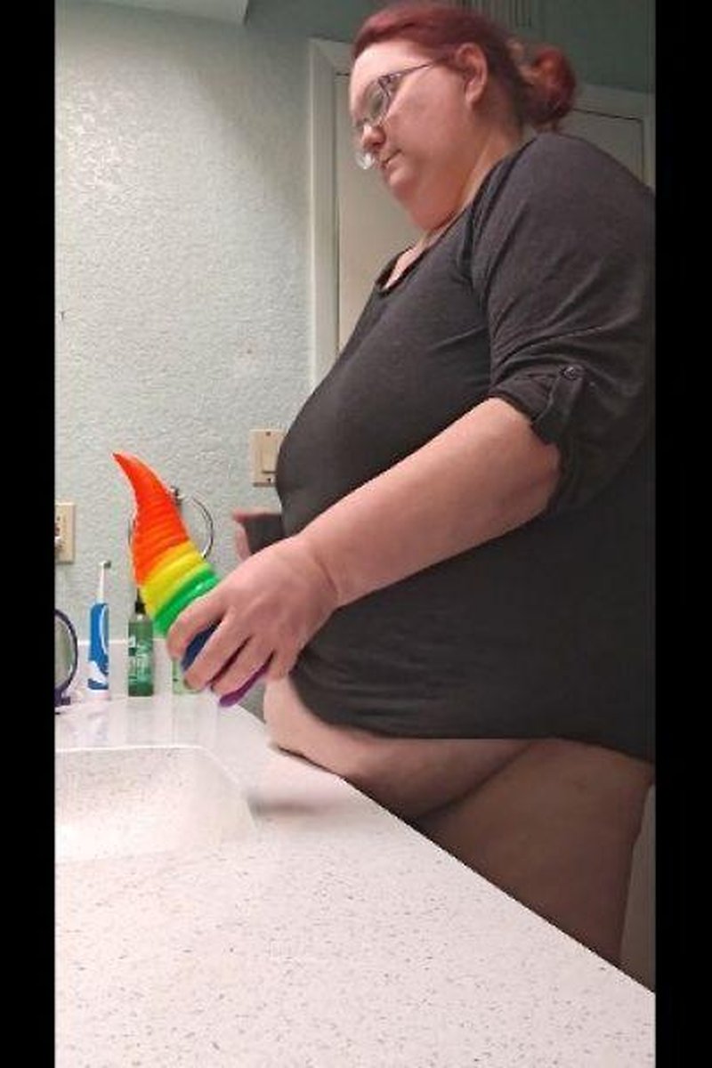 Rainbow Bathroom - Screenshot 1 of 4 - BBW