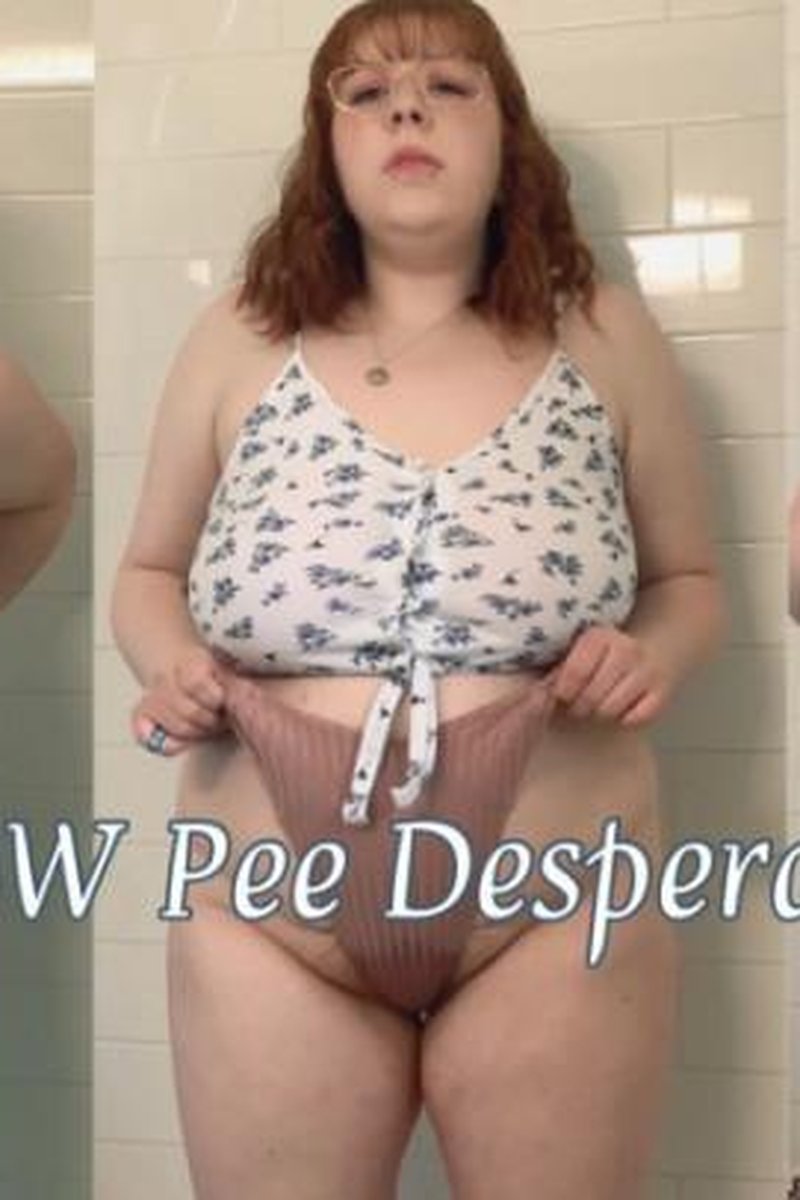 BBW Pee Desperation - Screenshot 1 of 4 - Golden Shower