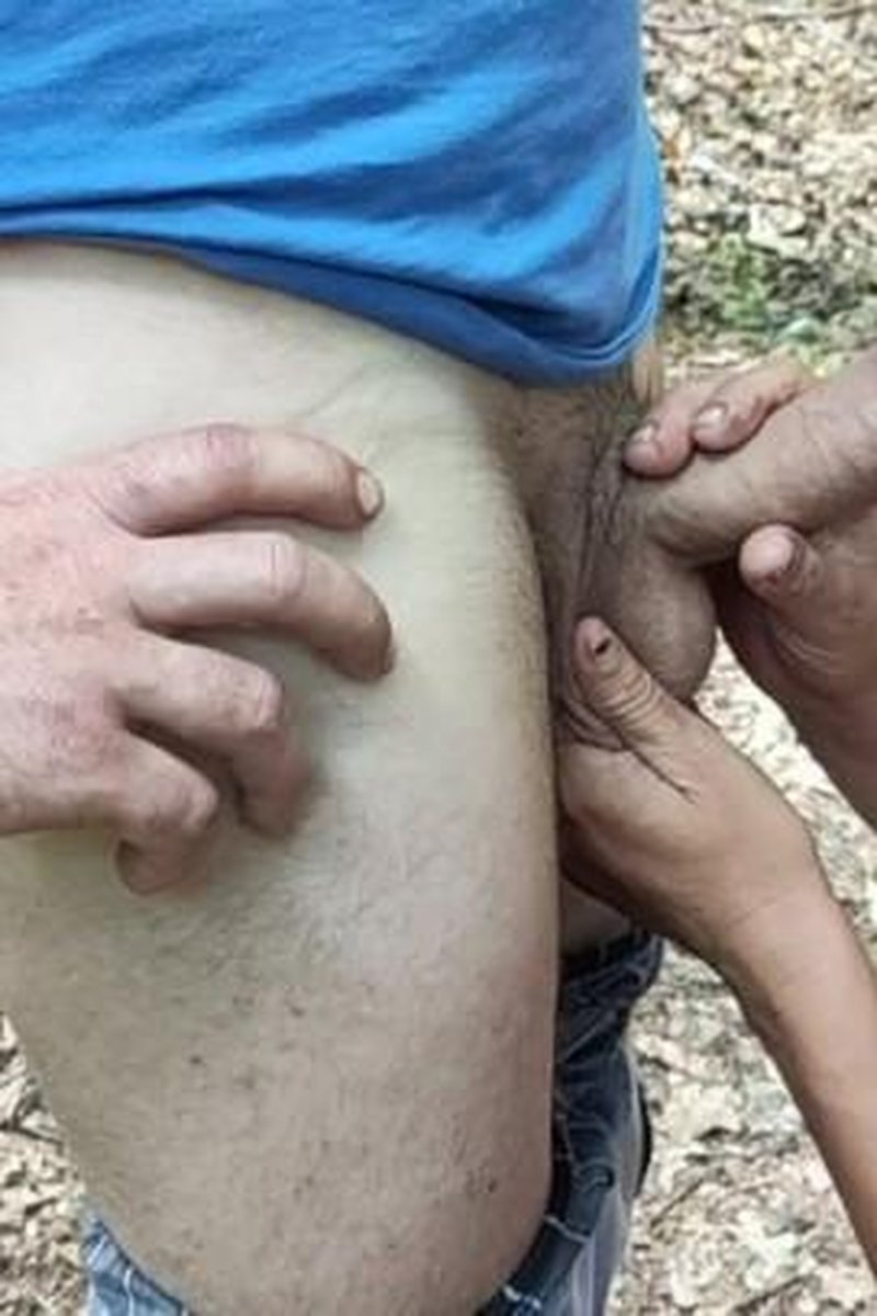 Two Girls Having Sex In The Woods - Screenshot 1 of 4 - All Sex