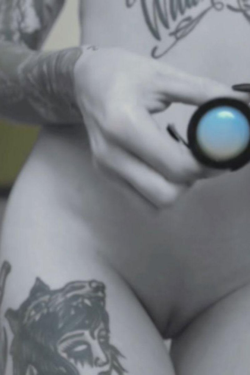 Hex X Large Butt Plug - Screenshot 1 of 4 - Anal