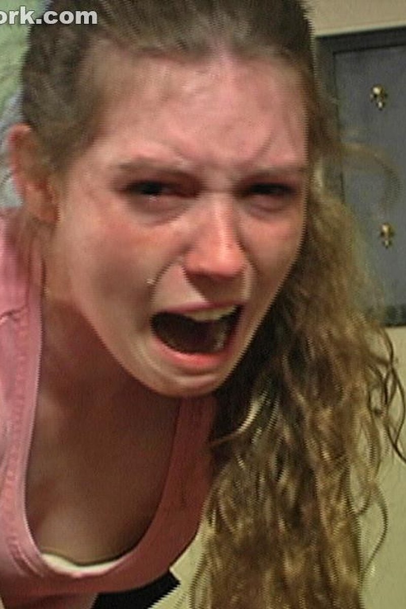 Faces: Bailey (B) - Screenshot 1 of 4 - Bent Over