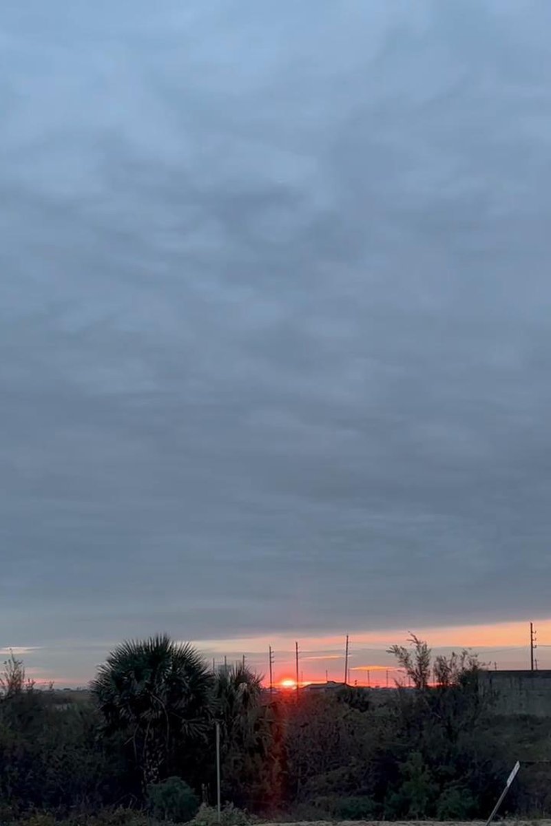 Sunsetting - Screenshot 1 of 4 - Outdoors