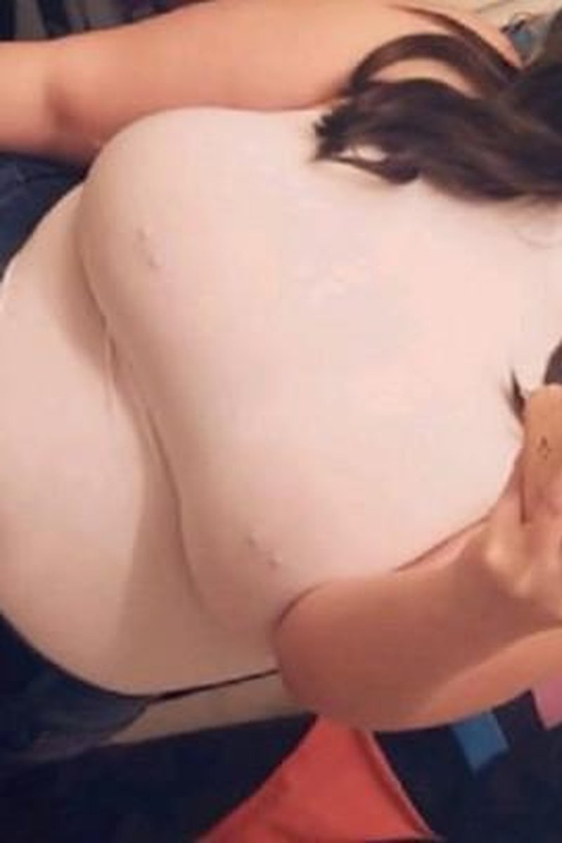 Wet Onesie - Screenshot 1 of 4 - BBW