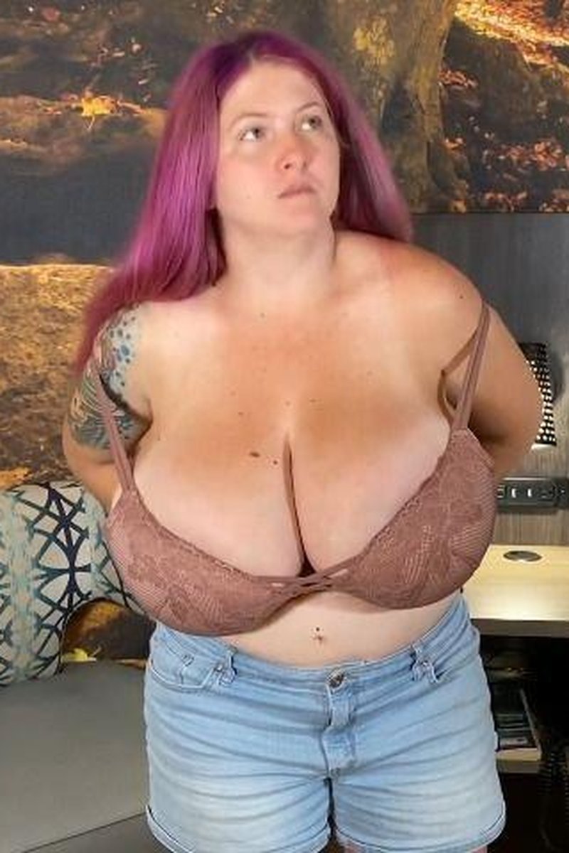 Bra Try On - Screenshot 1 of 4 - Big Tits