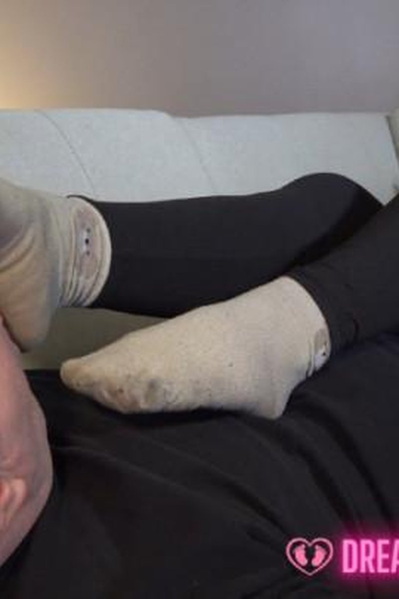 Harmony's Second Verification - Screenshot 1 of 4 - Foot Fetish