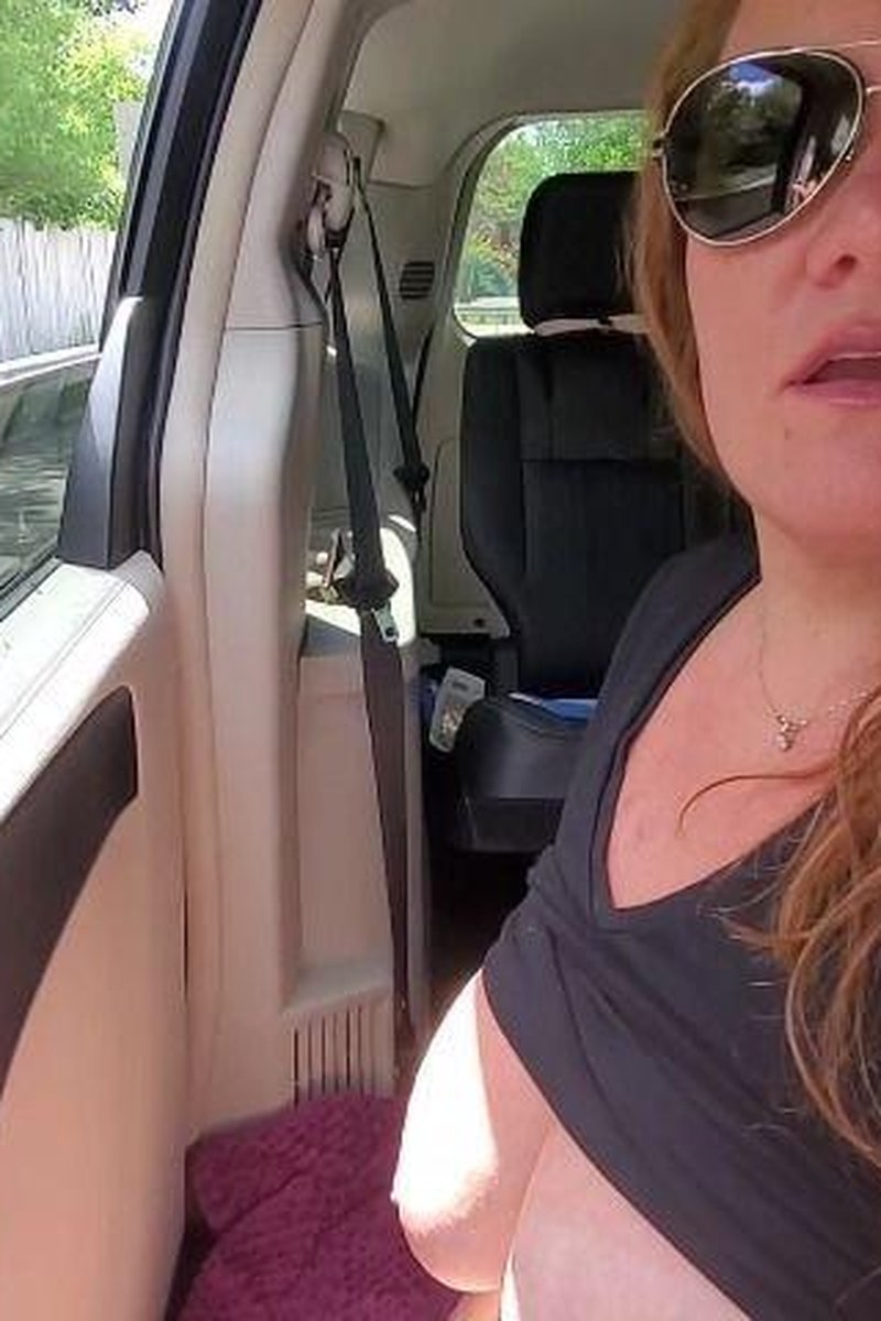 Highway Flashing - Screenshot 1 of 4 - Big Tits