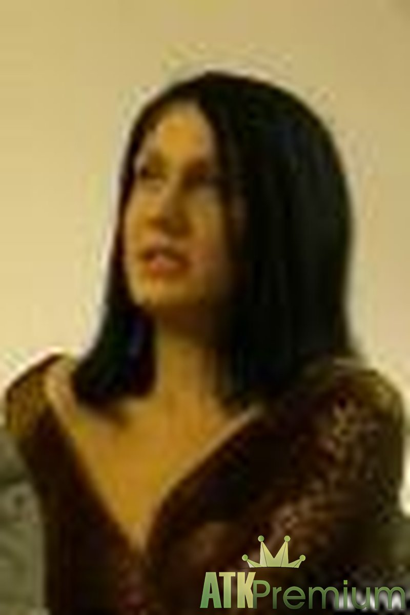 Ellen - Interview - Screenshot 1 of 4 - Ellen Ell006