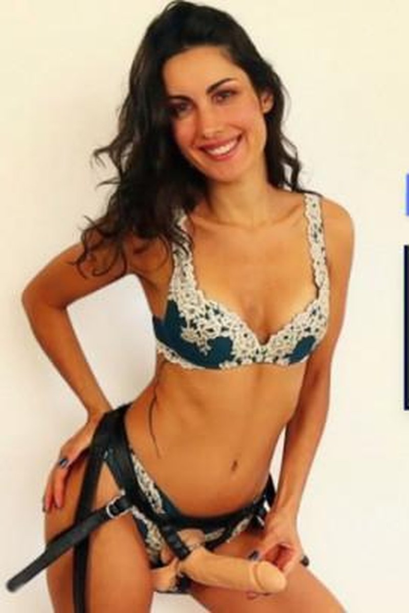 Extra Large - Screenshot 1 of 4 - Anal