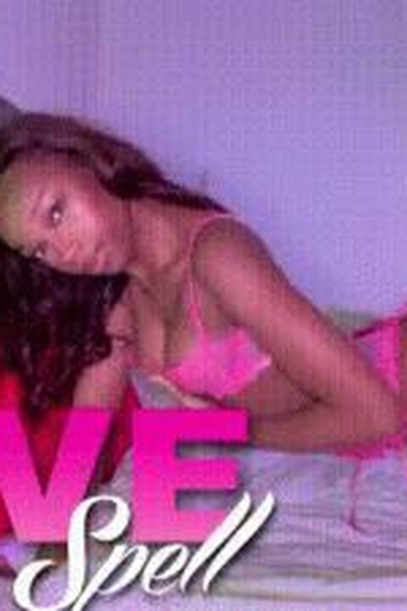 Love Spell - Screenshot 1 of 4 - Black