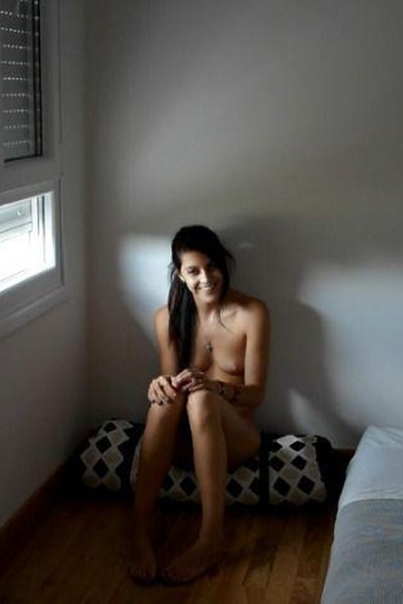 Audition / Intelligence Fetish - Screenshot 1 of 4 - Casting