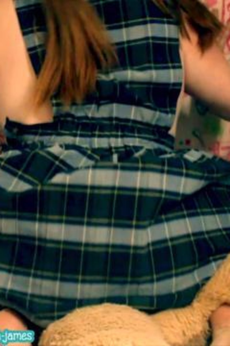Stuffie Humping Study Break - Screenshot 1 of 4 - Glasses