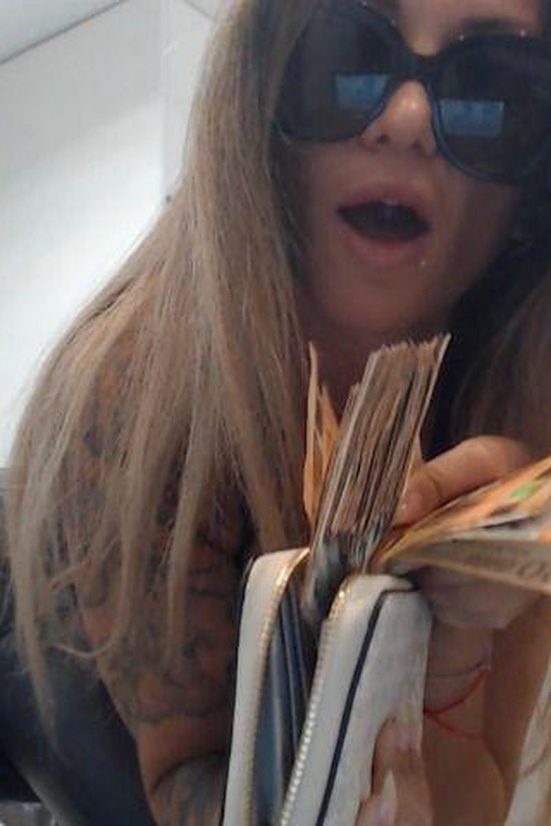 TP-manyvidsspanishfindomsonia-i-am-interested-your-money-spanish-audi
