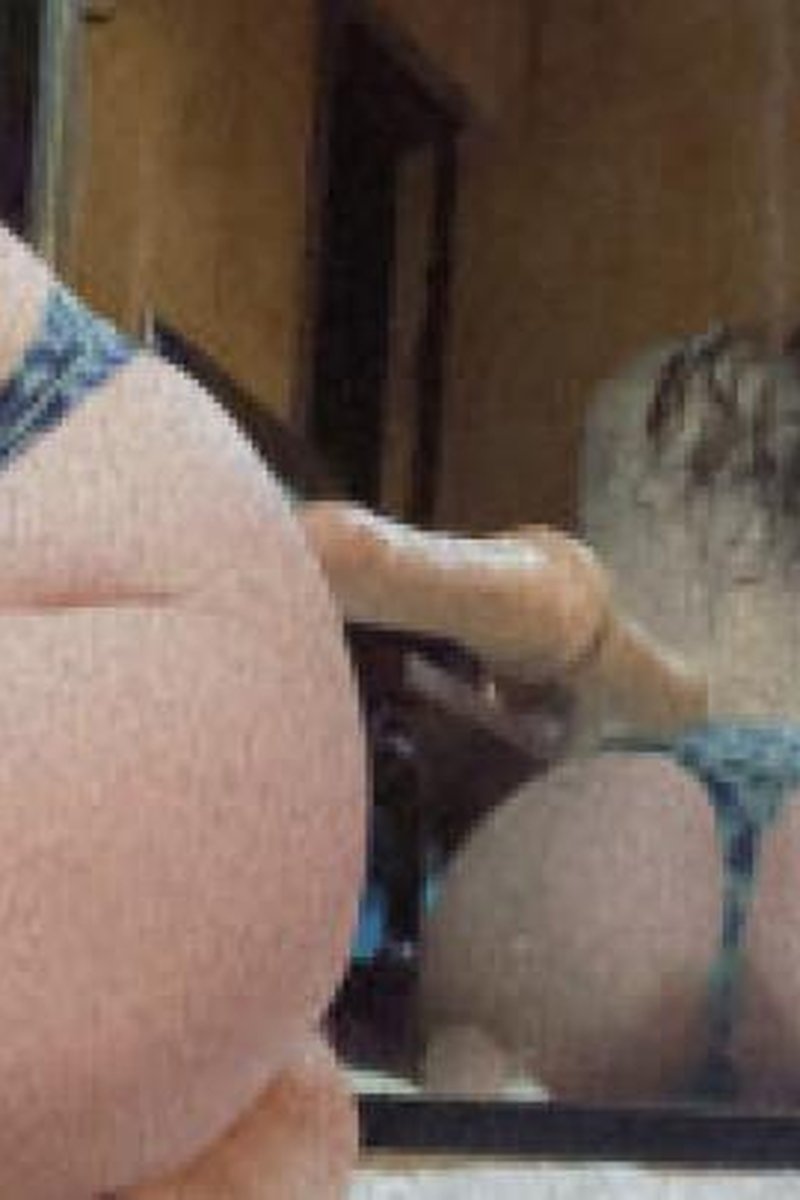 Solooooo Play - Screenshot 1 of 4 - Ass Fetish