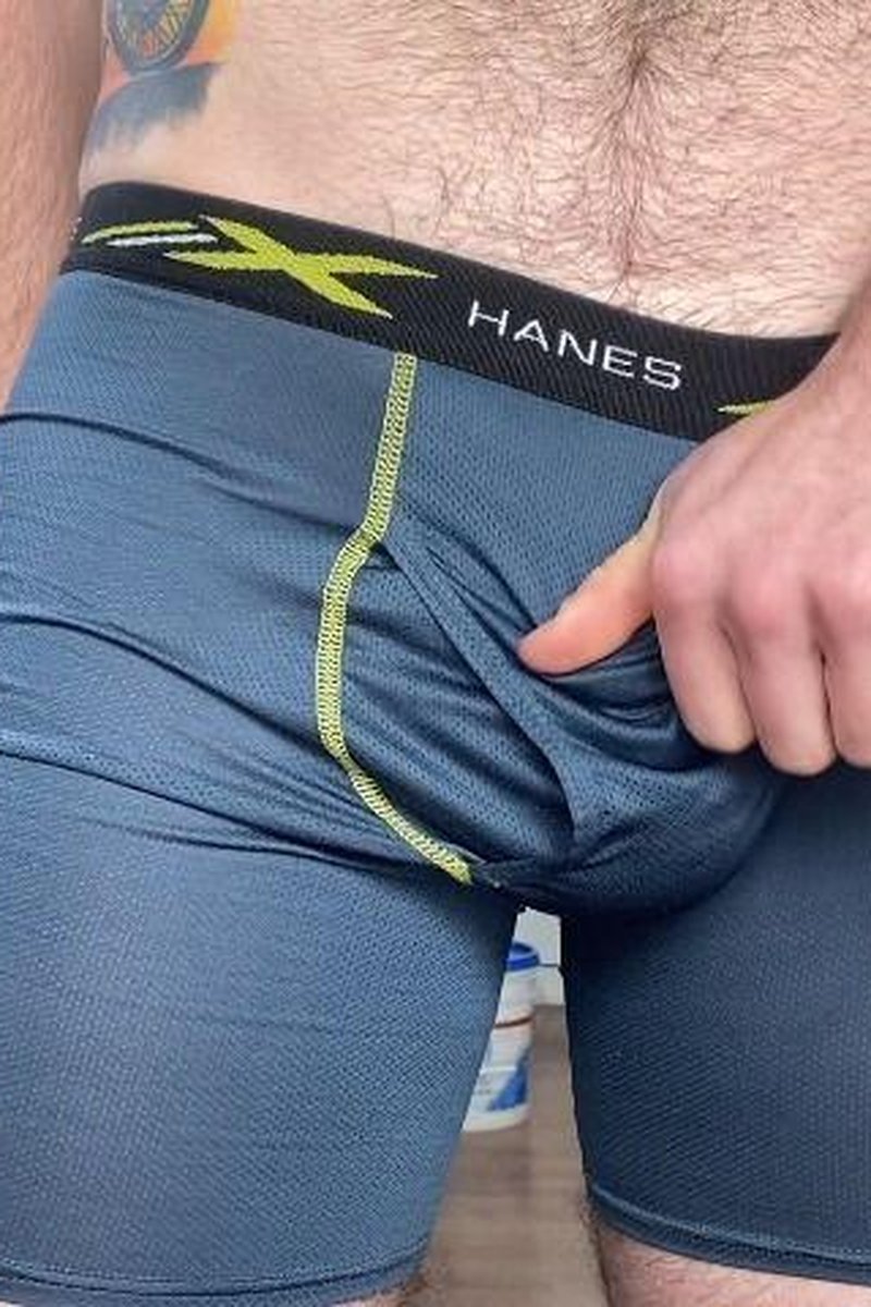 Thick Bush, Fuzzy Balls, Stroke And Cum - Screenshot 1 of 4 - Close Up