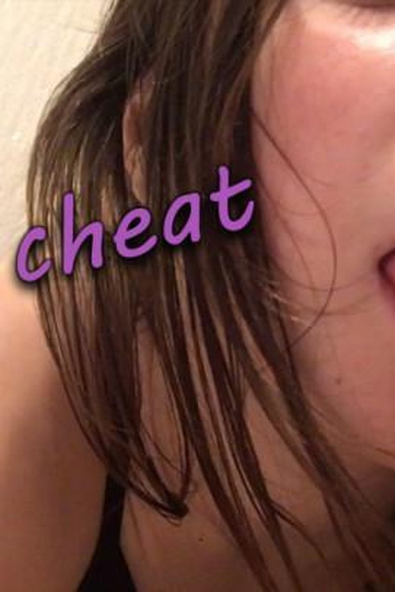 Party Cheat - Screenshot 1 of 4 - Blowjob