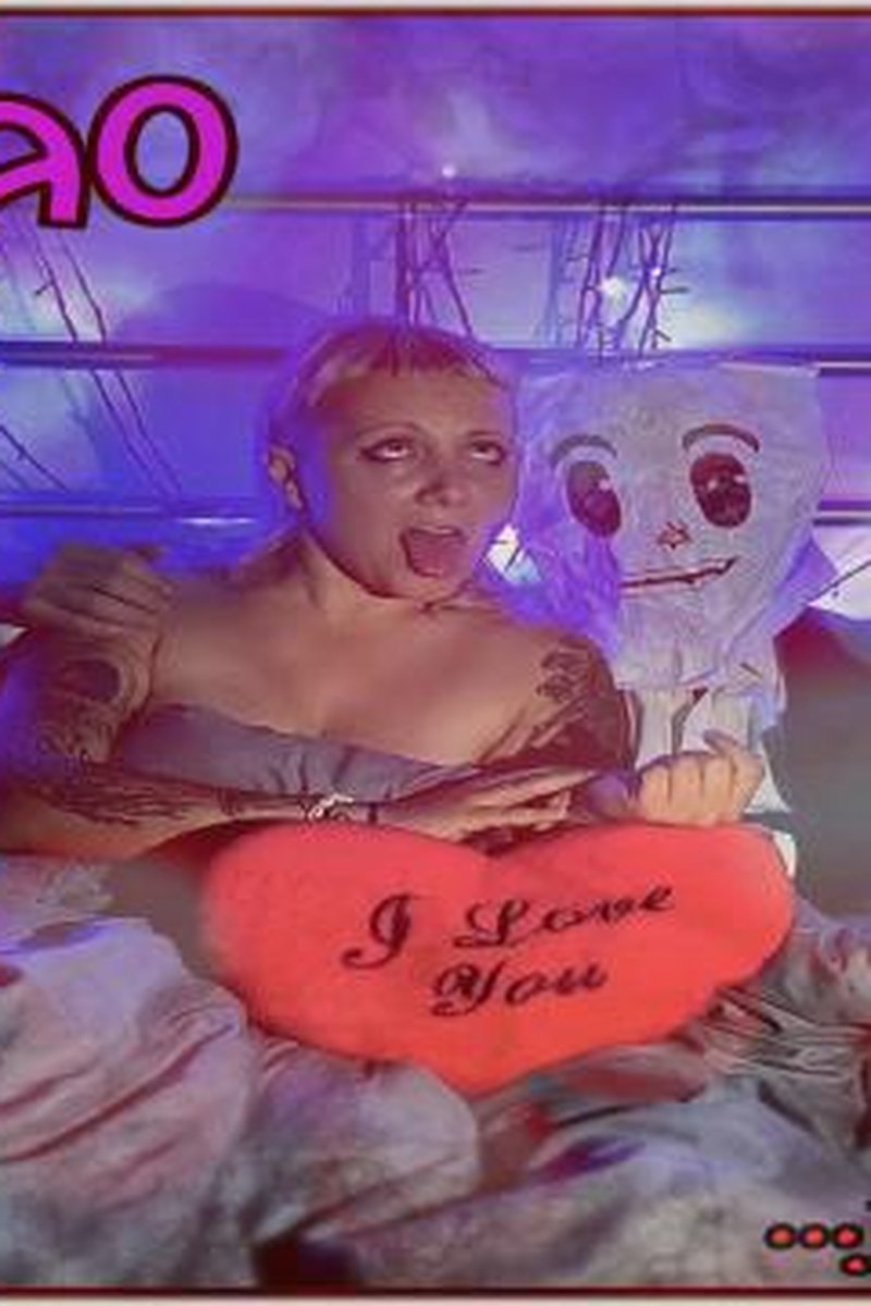 Ahegao From Hell - Screenshot 1 of 4 - Blowjob