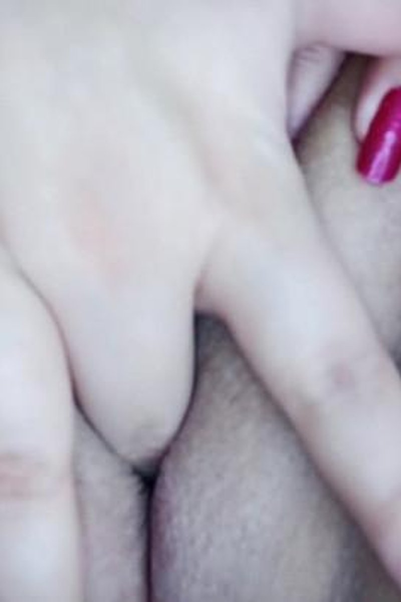 Fingering Close Up - Screenshot 1 of 4 - Close Up