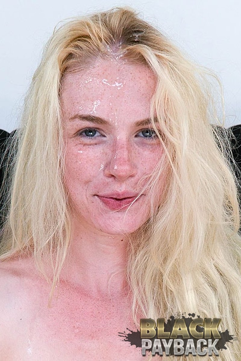Corn Kicker - Screenshot 1 of 4 - Blond Hair