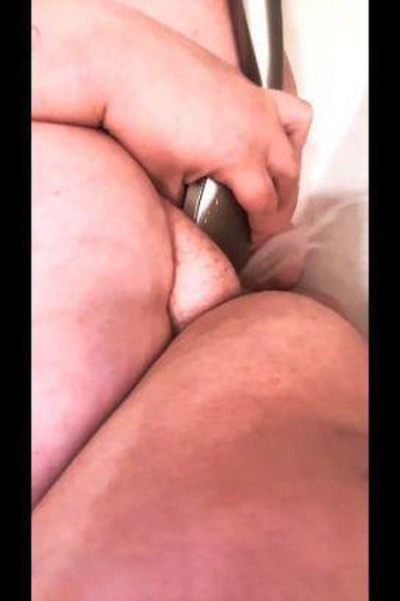 Sloppy Bath - Screenshot 1 of 4 - BBW