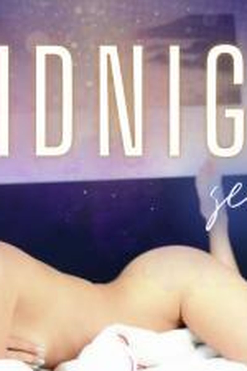 Midnight Seduction - Screenshot 1 of 4 - Breast Play