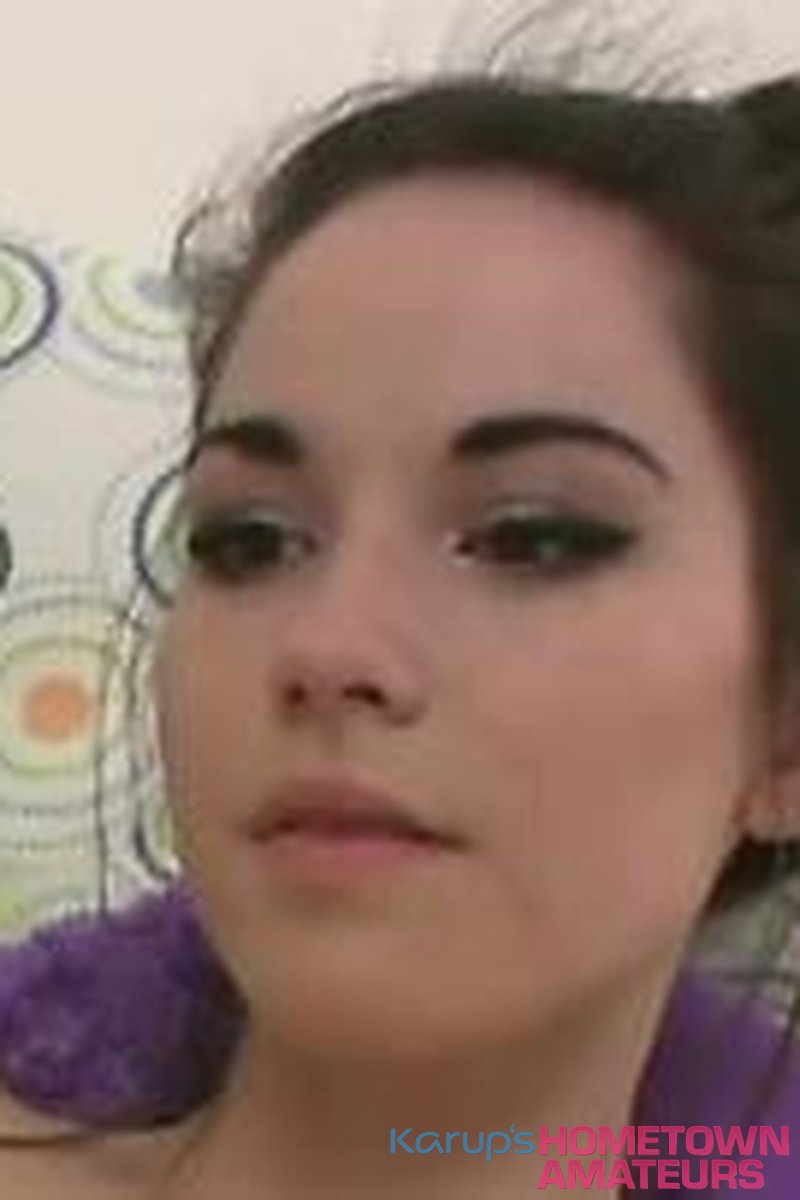 Emily - Screenshot 1 of 4 - Emily Grey