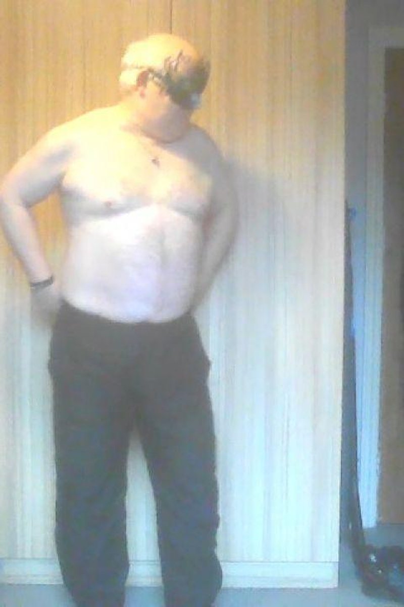 Getting Dressed - Screenshot 1 of 4 - Mature (30+)