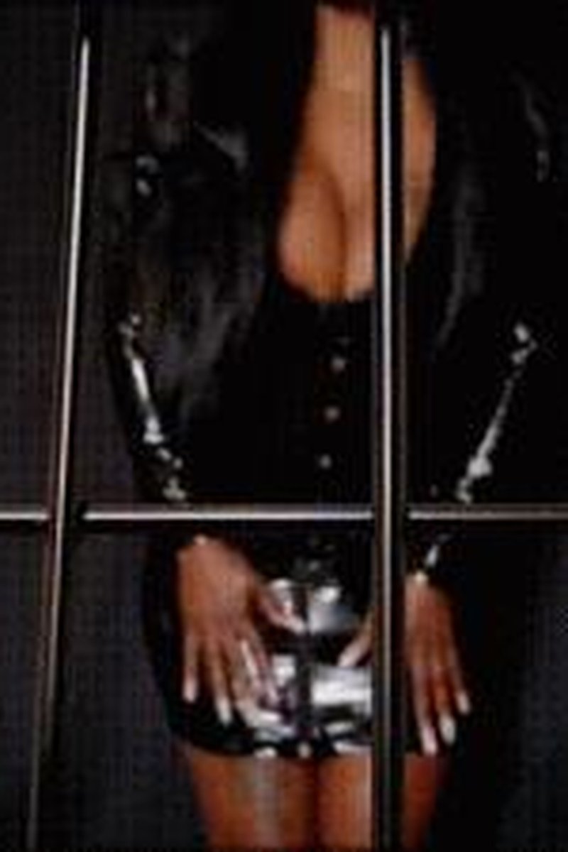 Dicktatorship! - Screenshot 1 of 4 - Black
