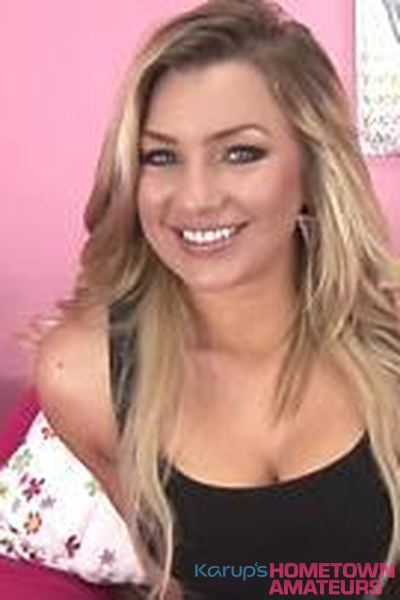 Embry - Screenshot 1 of 4 - Embry Prada