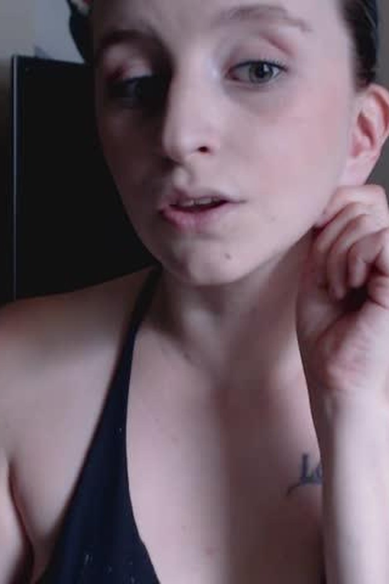 Ear Tugging - Screenshot 1 of 4 - Ear Fetish