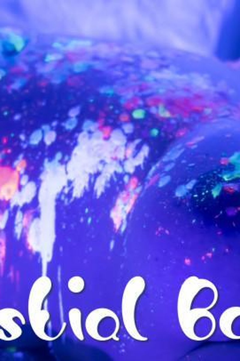 Celestial Bodies - Screenshot 1 of 4 - Astronaut